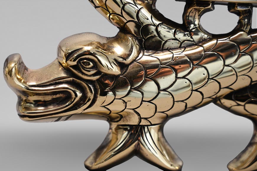 Paire de chenets aux poissons en bronze doré-6